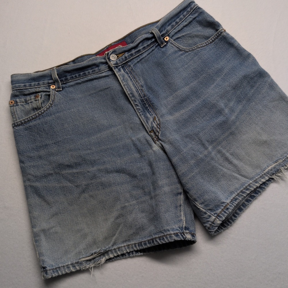 Vintage Levis Denim Shorts Womens 16 High Rise Jean Y2K Bermuda Mom Classic